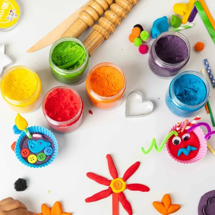 Clay Play Activity Kit: A Creative World for Little Hands